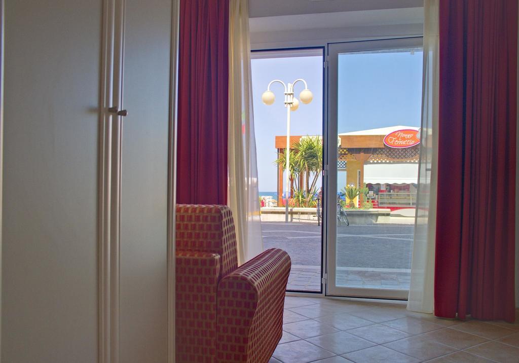 Bianchi Hotel & Residence Porto Recanati Ruang foto
